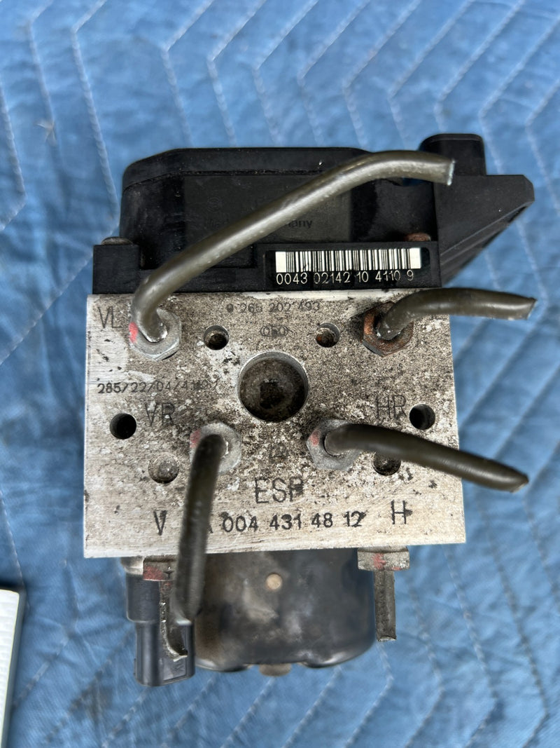 47079587