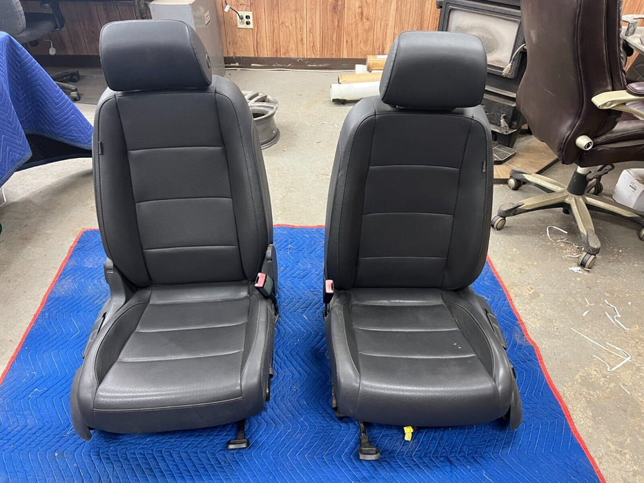 2006-2010 VW Jetta 2.5L Driver Passenger LH RH Leather Cushion Seat Set OE#141MC