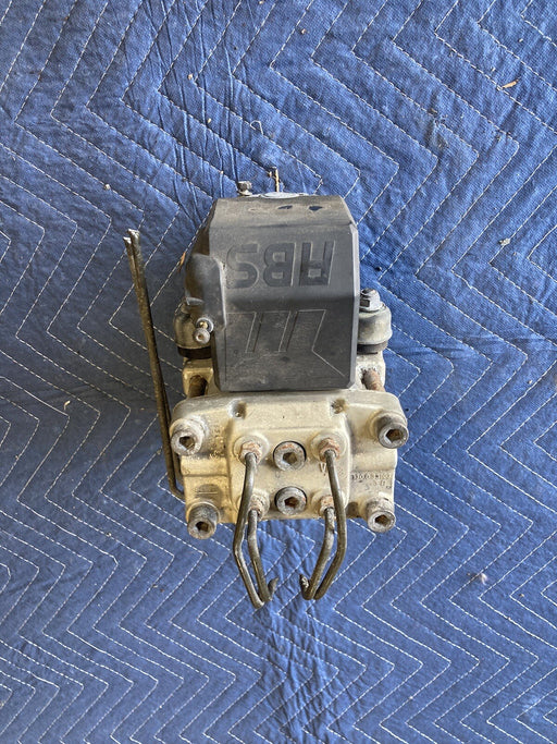 46763162