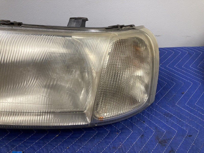 1998-2005 Land Rover Freelander Left Headlight Assembly LH Front OEM #3032M