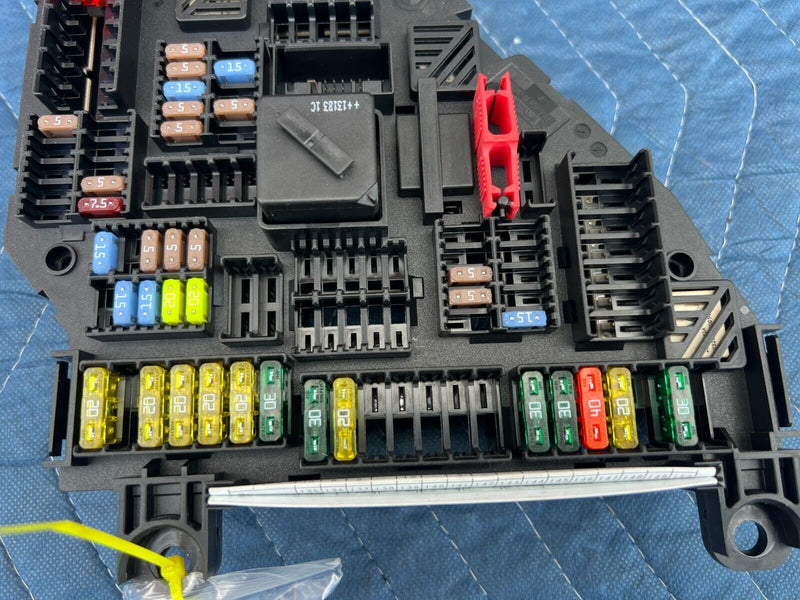 43947600