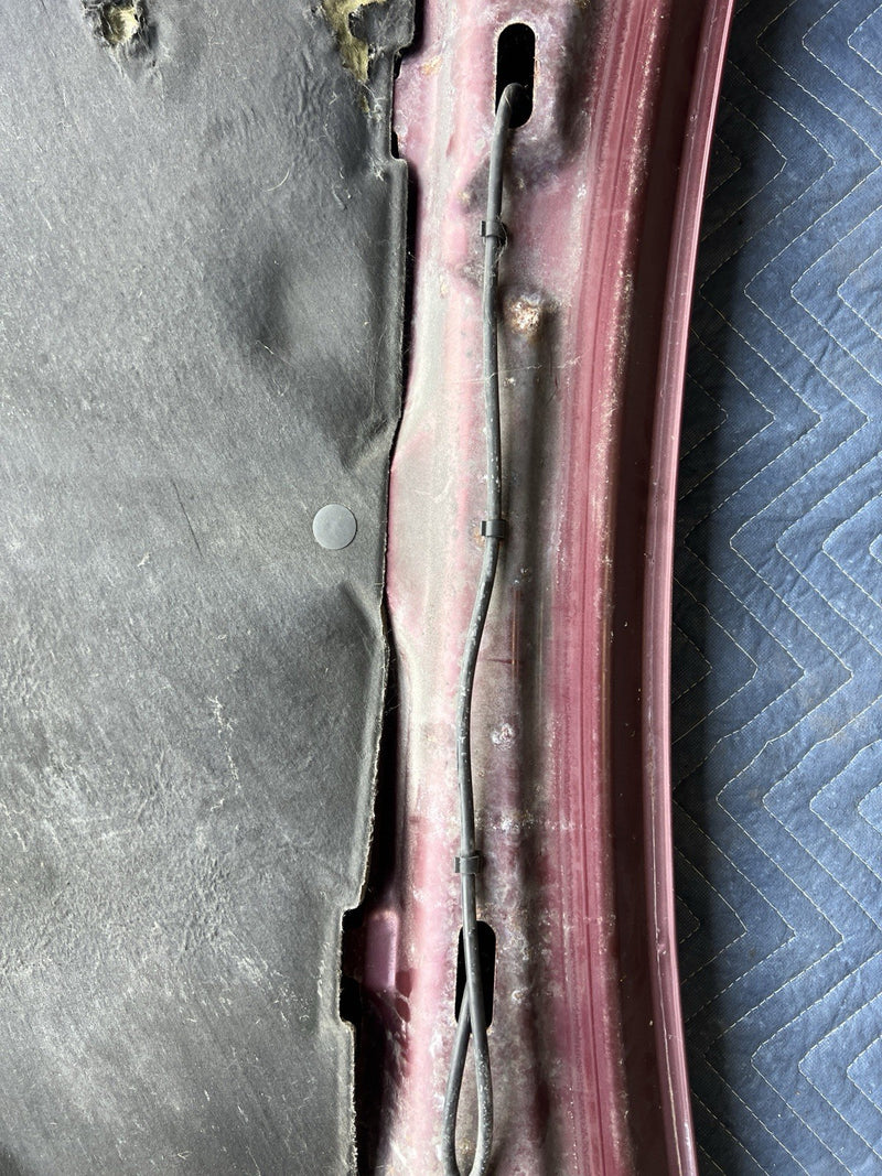 46900772