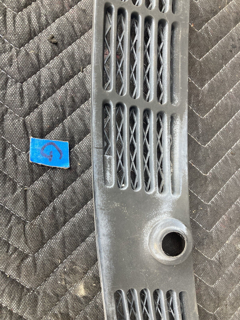 46763982