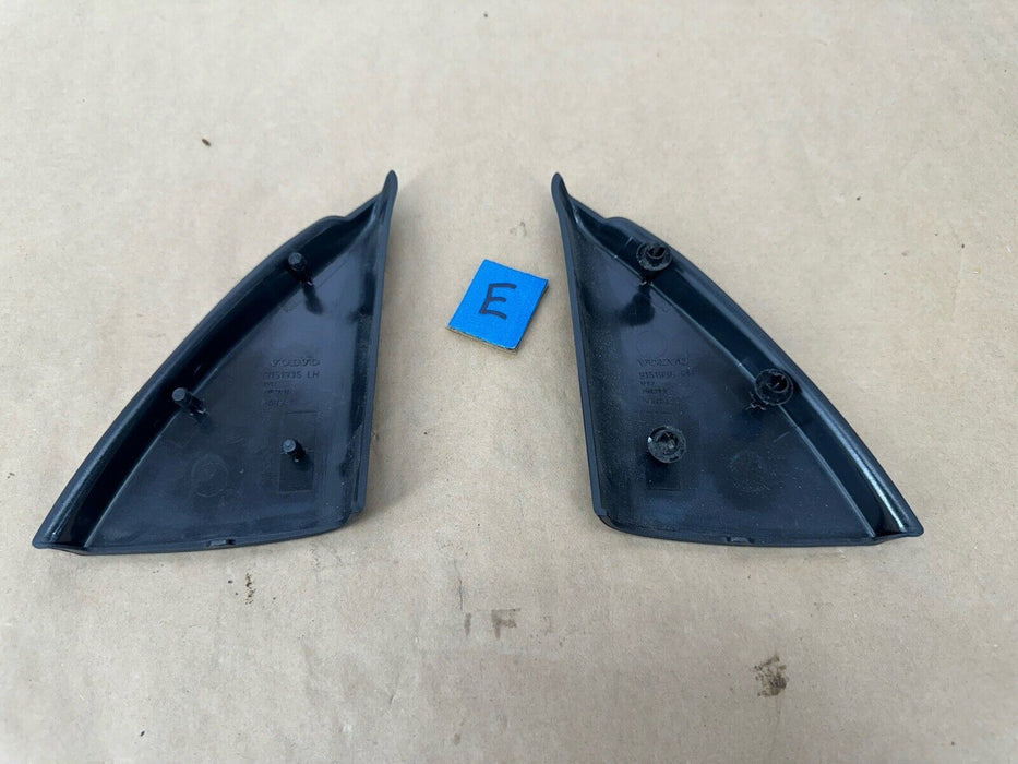 2003-2007 Volvo S60 V70 XC70 Door Mirror Corner Trim L & R Pair Black OE #3465EJ