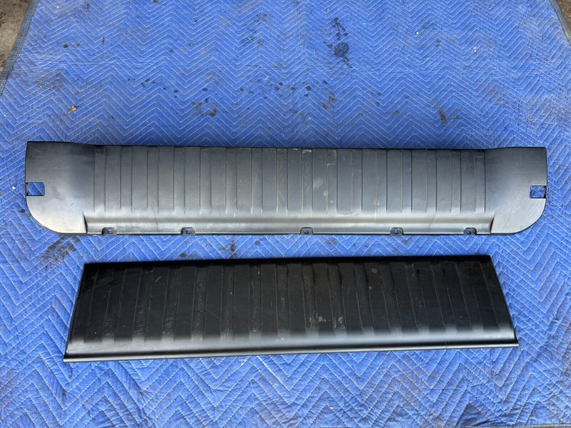 43771048
