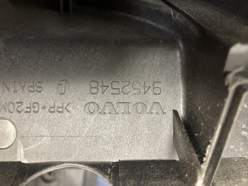 46763438