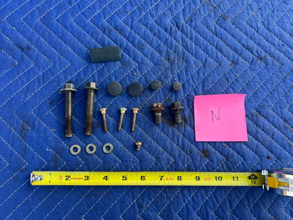 1984-1989 Volvo 740 760 Sedan Passenger Right Seat Hardware Bolt Set OEM #1605EM