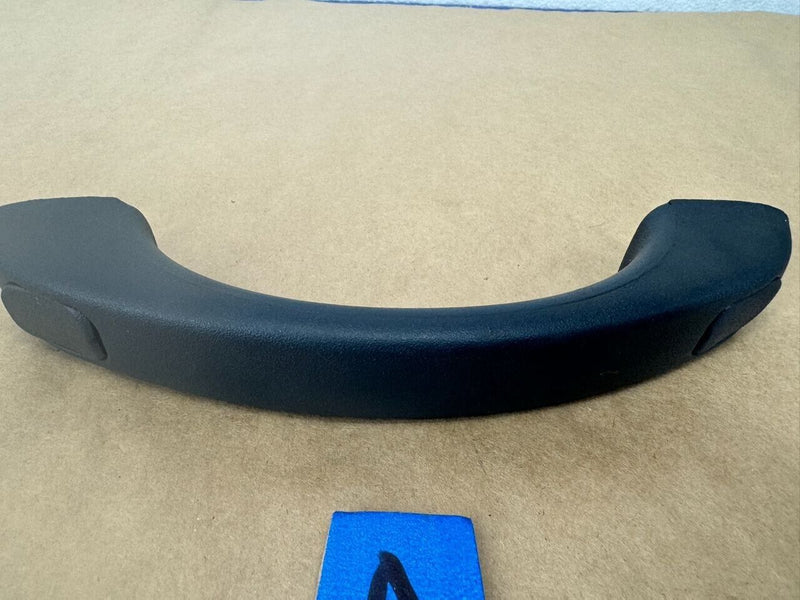 1995-98 15691006 Chevy GMC Silverado Upper Grab Handle OEM #1086CNJ
