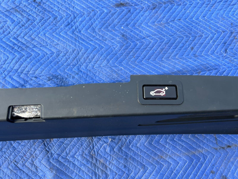 43771025