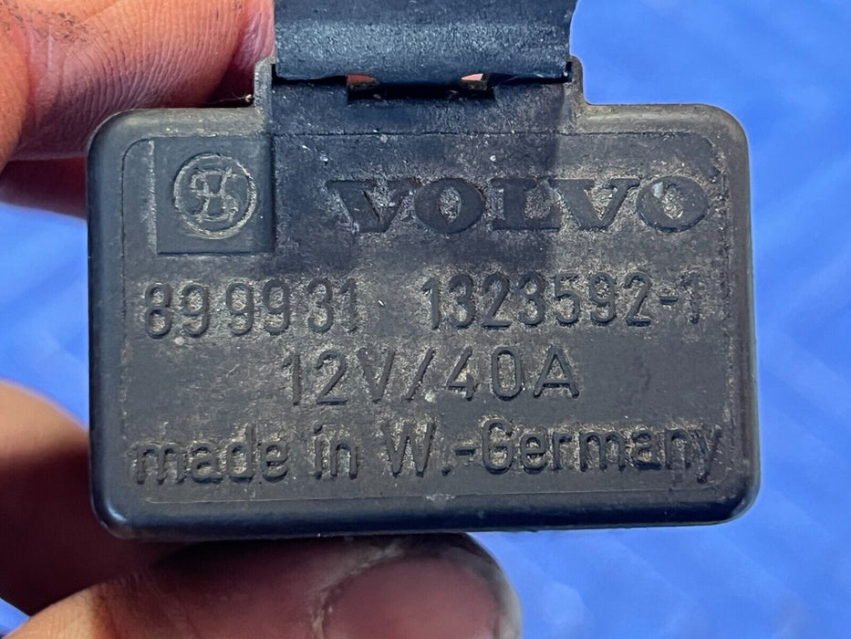 1984-1989 Volvo 740 760 Fuel Pump Radio Suppression Relay 1323592-1 OEM #1701EM