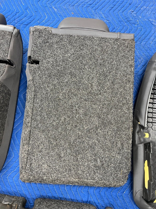 2006-2010 VW Jetta 2.5L Rear LH & RH Leather Cushion Seat 1K5885031 OEM #140MC