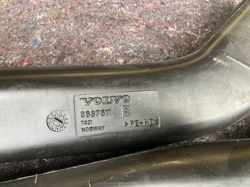 46763592