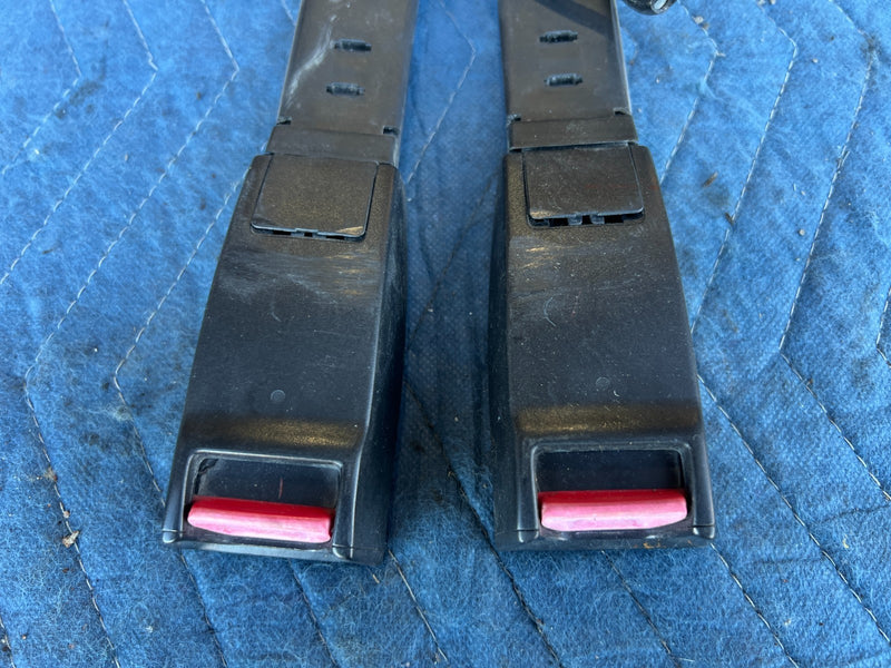 47043309
