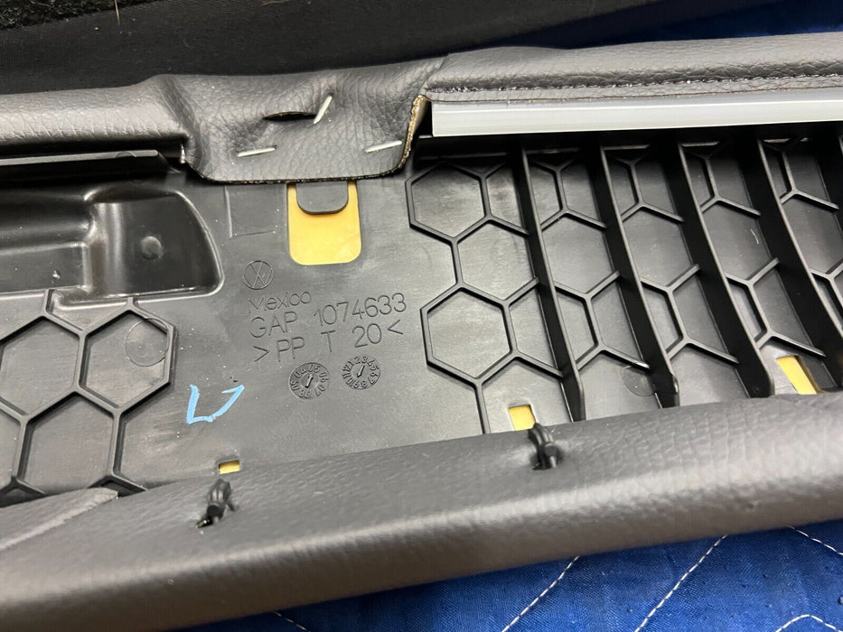 2006-2010 VW Jetta 2.5L Rear LH & RH Leather Cushion Seat 1K5885031 OEM #140MC