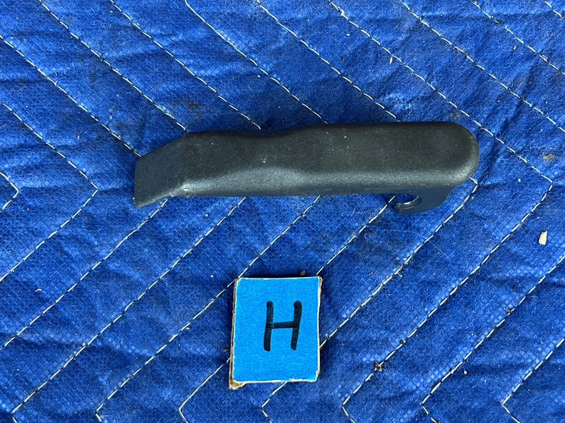 46764582