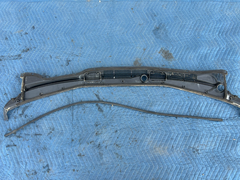 46180729
