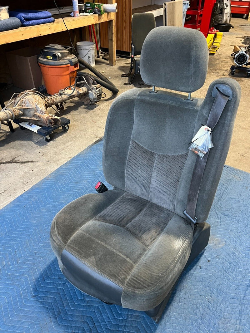 44128524