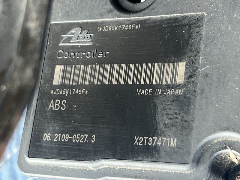 46988569