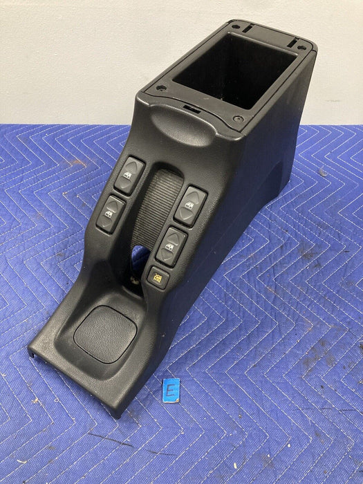 1998-2005 Land Rover Freelander Center Console Surround Assembly OEM #3028M