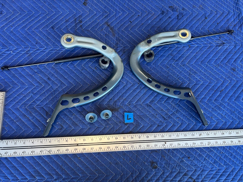 1984-1989 Volvo 740 760 Sedan Rear Trunk Lid Hinge Pair Left & Right OEM #1578EM