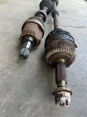 47004932