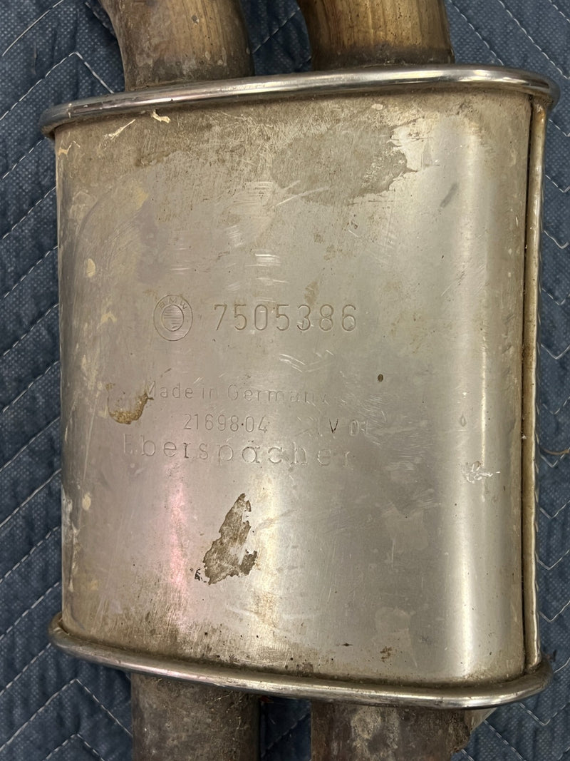 46762528