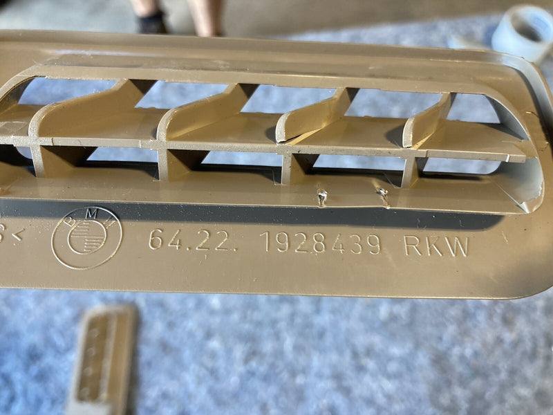 46763284