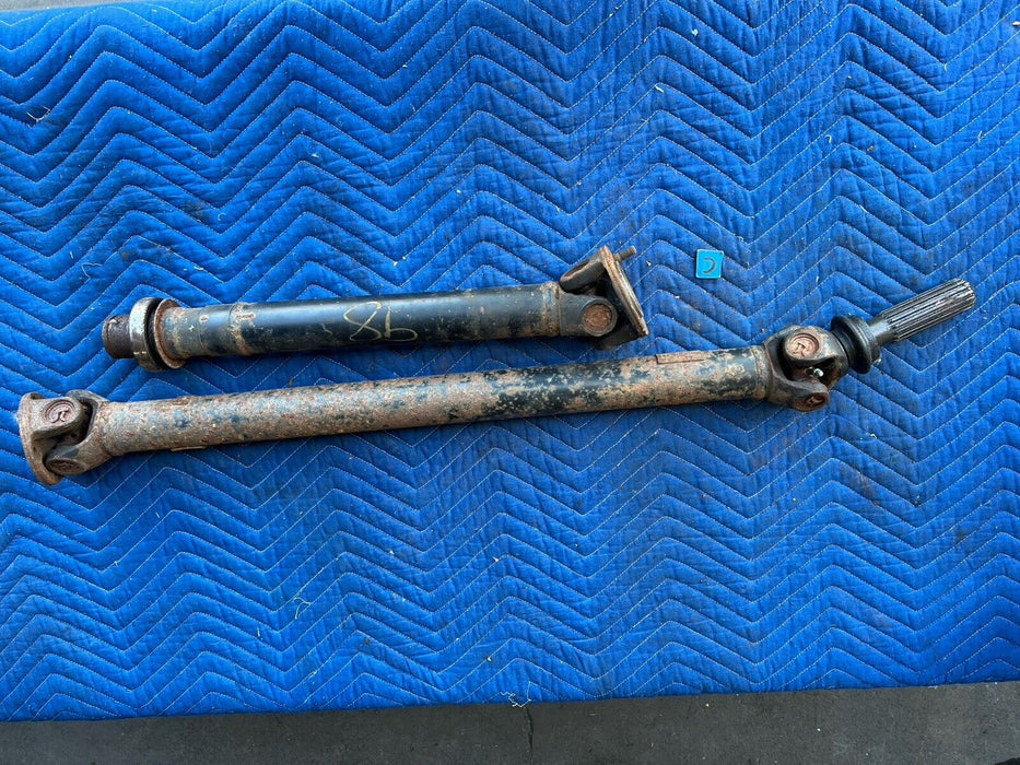 1986-1993 Volvo 240 244 245 Automatic Transmission Driveshaft Prop OEM #3774E