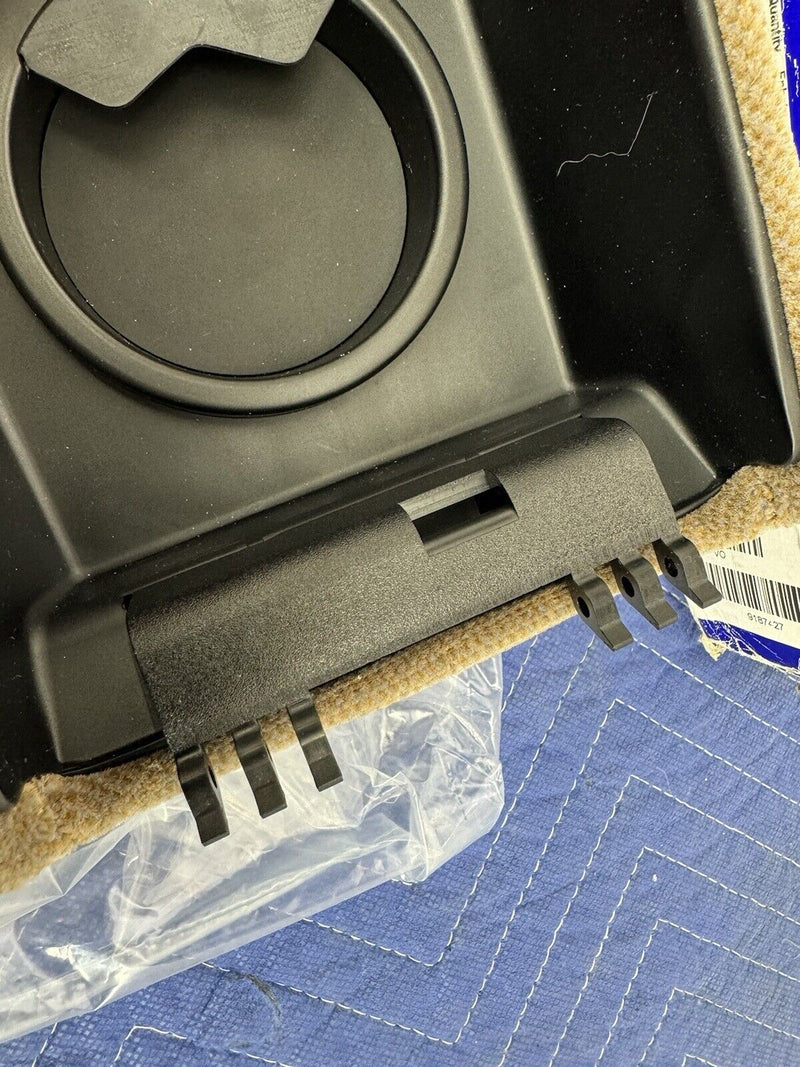 1994-1998 Volvo V90 S90 940 Center Armrest w/Cup Holders Beige 9187427 #3828E