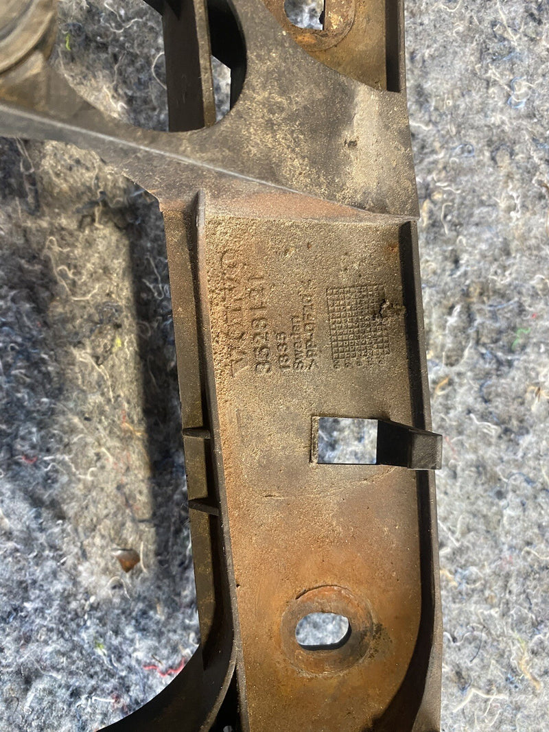 46762748