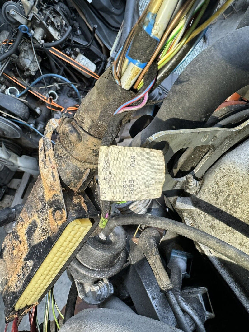 1982-1993 BMW E30 E28 E34 E32 Automatic Transmission 4HP-22 4 Speed OEM #3307E