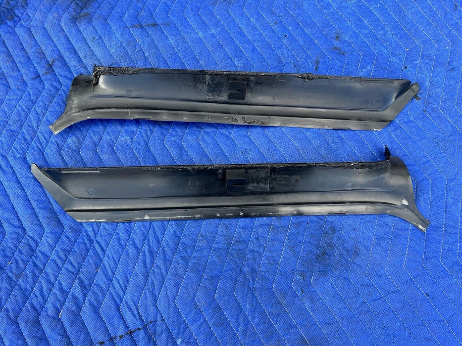 1986-1993 Volvo 240 244 245 L & R Windshield A Pillar Trim Black OEM #3706E