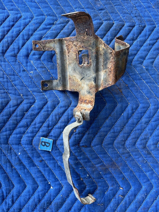 1986-1993 Volvo 240 244 245 Coolant Expansion Tank Reservoir Bracket OEM #3773E