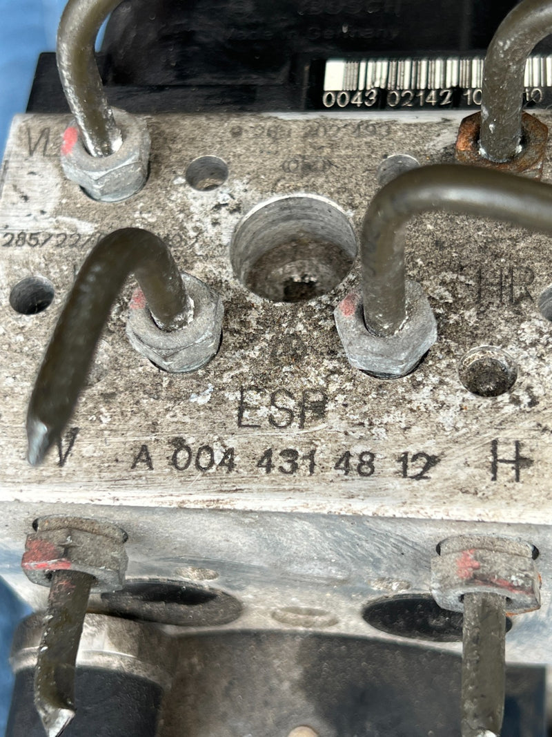 47079587