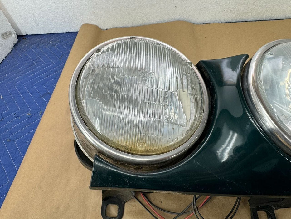 1994-1997 Jaguar XJ6 Pair L R Left Right Headlight w/ Green Trim OEM #1113CNJ