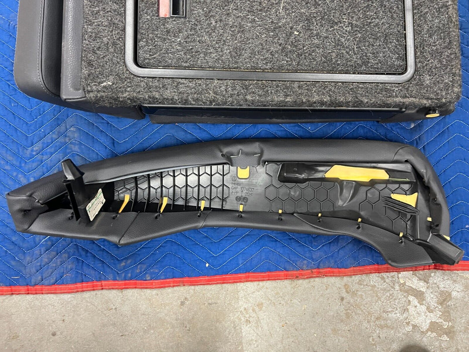 2006-2010 VW Jetta 2.5L Rear LH & RH Leather Cushion Seat 1K5885031 OEM #140MC