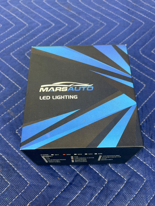 Mars Auto LED Lighting HID Headlight Replacement Bulbs - New in Box #1513EM