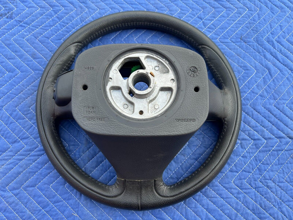 2005-2007 Volvo S60R V70R Steering Wheel Blue Emblem With Controls OEM #1449M