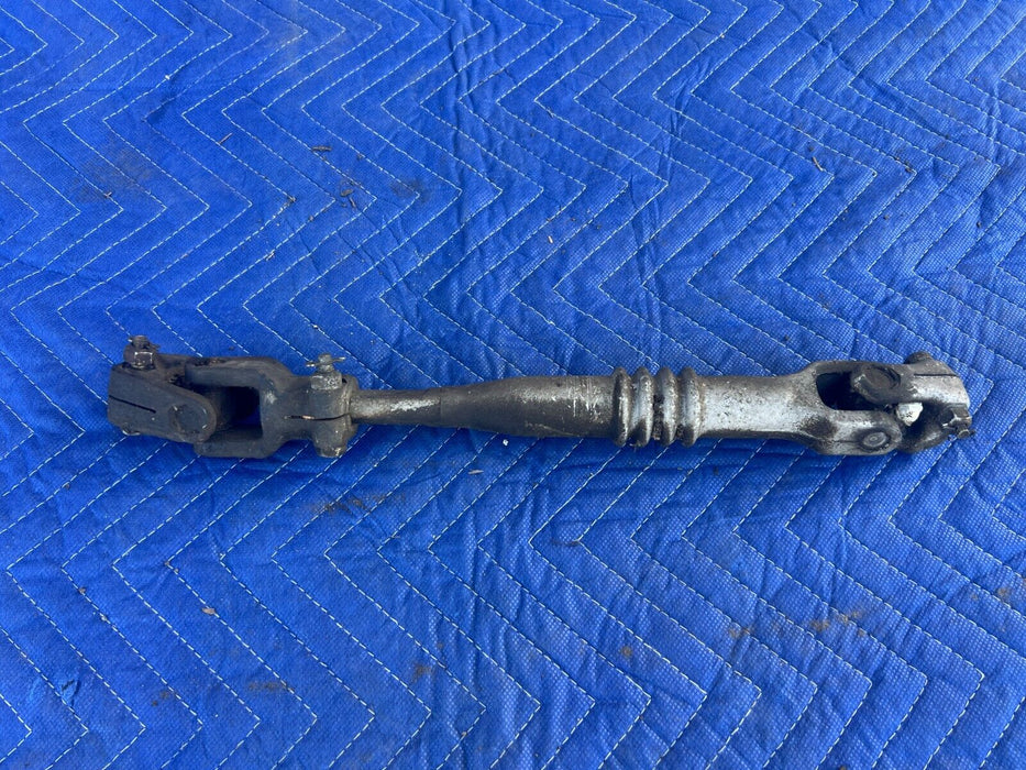 1984-1989 Volvo 740 760 Sedan Steering Column Intermediate I Shaft OEM #1718EM