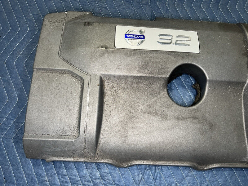 43943081