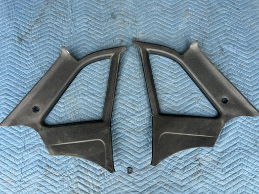 47058316