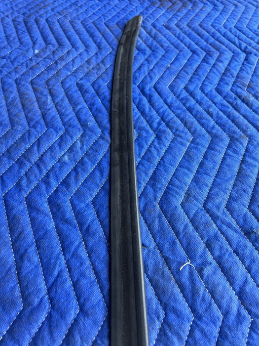 1986-1993 Volvo 240 244 245 Front Dash To Windshield Gasket Rubber Trim #3743E