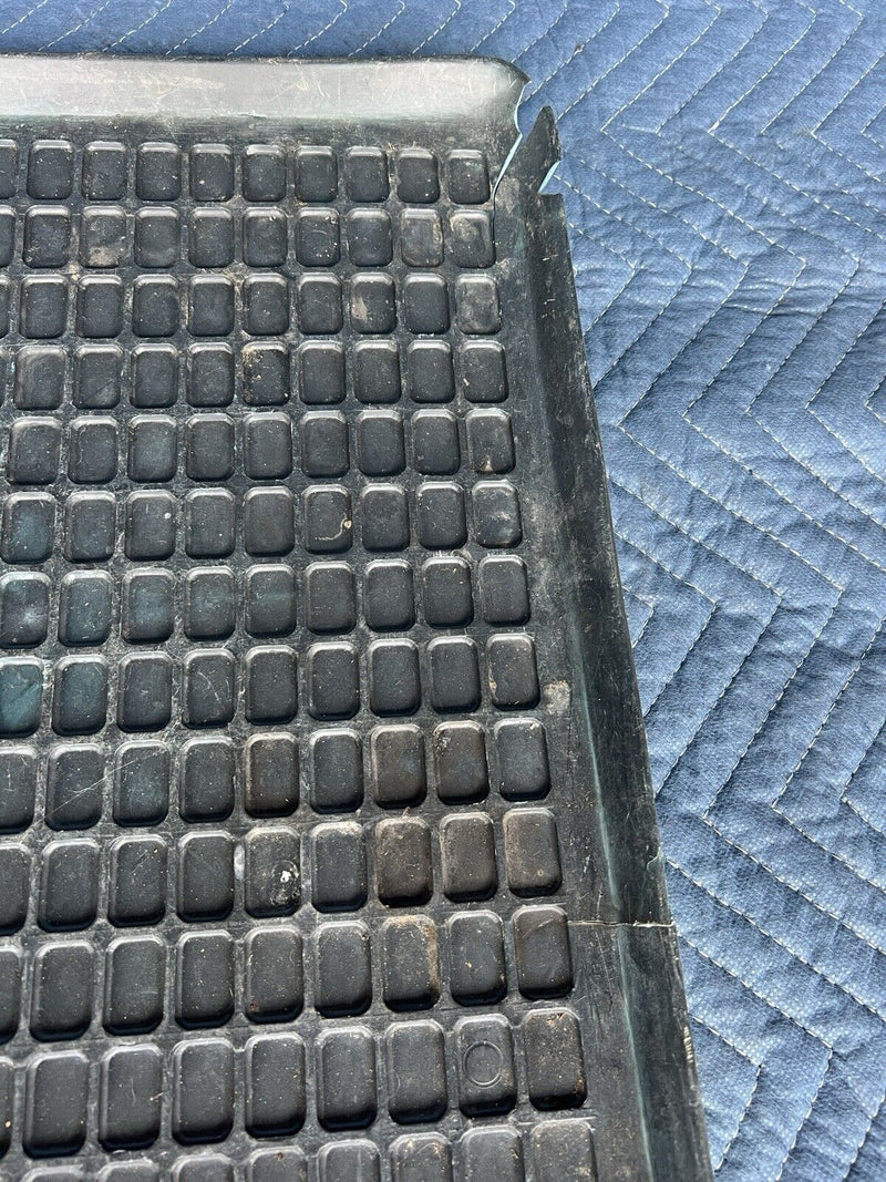 1986-1993 Volvo 240 244 245 Set 4 Honeycomb Molded Floor Mat All Weather #3639E