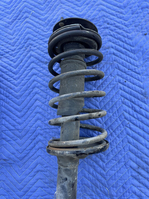 1975-1993 Volvo 240 Front Steering Spindles Suspension Struts L & R OEM #3851E