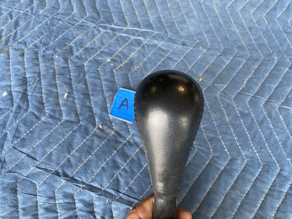 2001-2004 Chrysler 300M Black Leather Shifter Gear Box Shift Knob OEM #36MC