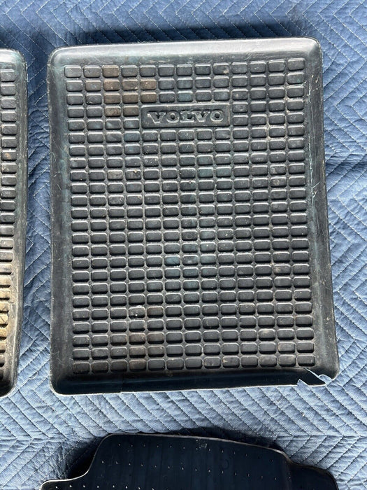 1986-1993 Volvo 240 244 245 Set 4 Honeycomb Molded Floor Mat All Weather #3639E