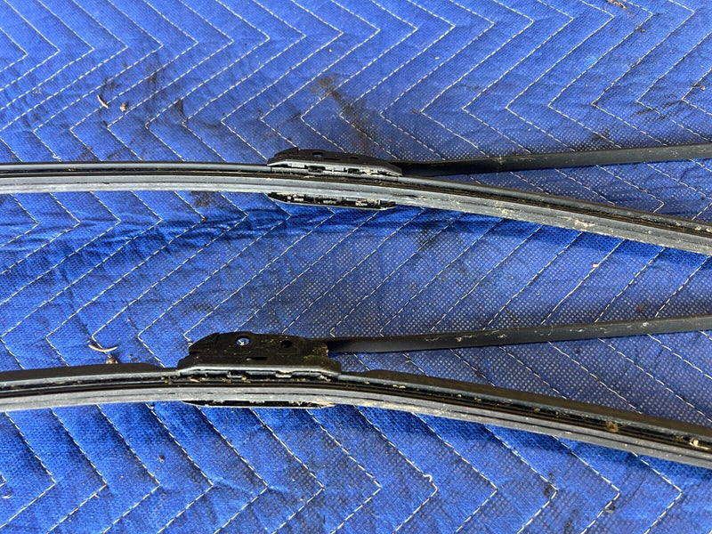 1984-1989 Volvo 740 760 Left & Right Windshield Wiper Blade Arm Pair OEM #1681EM