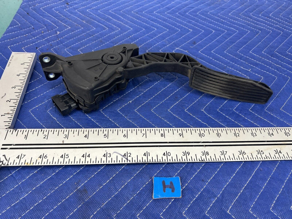 2006-2010 Hummer H3 Gas Pedal Throttle Accelerator Assembly 10376526 OEM #1453EM