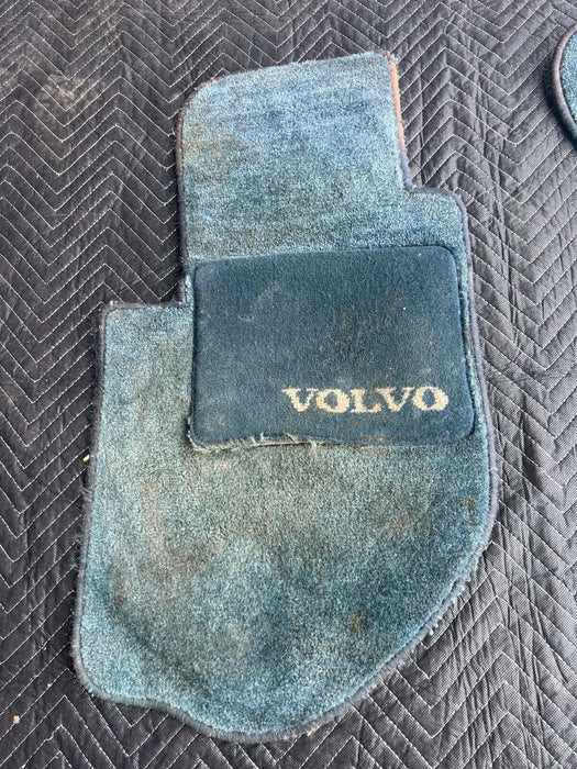 1984-1989 Volvo 740 760 Sedan Blue Front & Rear Carpet Floor Mat Set OEM #1677EM