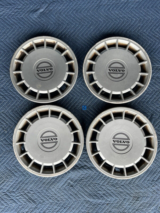 1989-1993 Volvo 240 244 245 Set Of 4 Hub Caps 3540176 14” Wheel Cover OEM #3637E